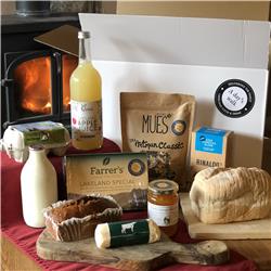Taste of the Lakes Welcome Box